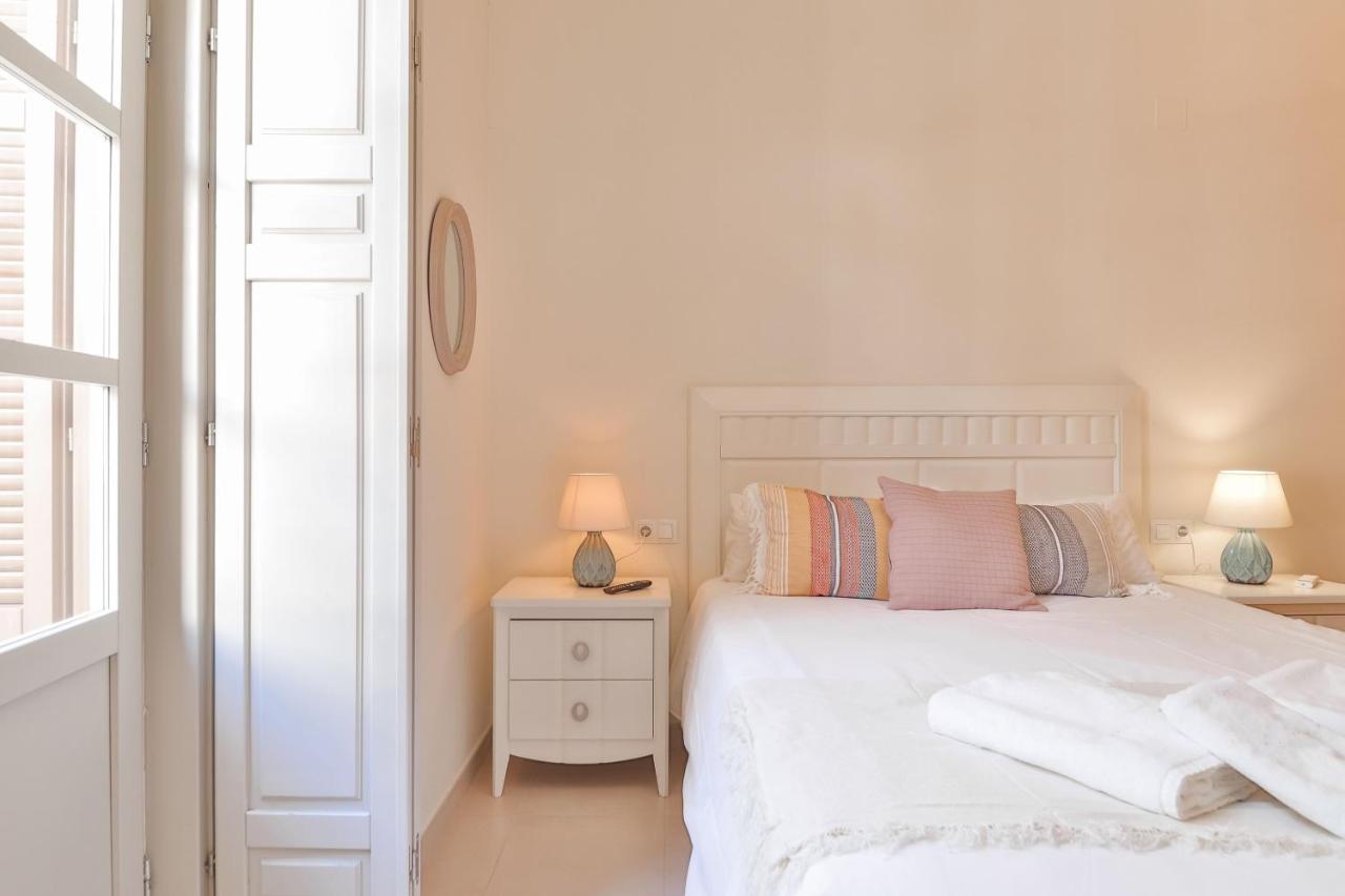 מאלגה Flat 2 Bedrooms In The City Center מראה חיצוני תמונה