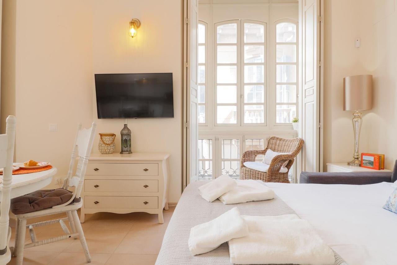 מאלגה Flat 2 Bedrooms In The City Center מראה חיצוני תמונה