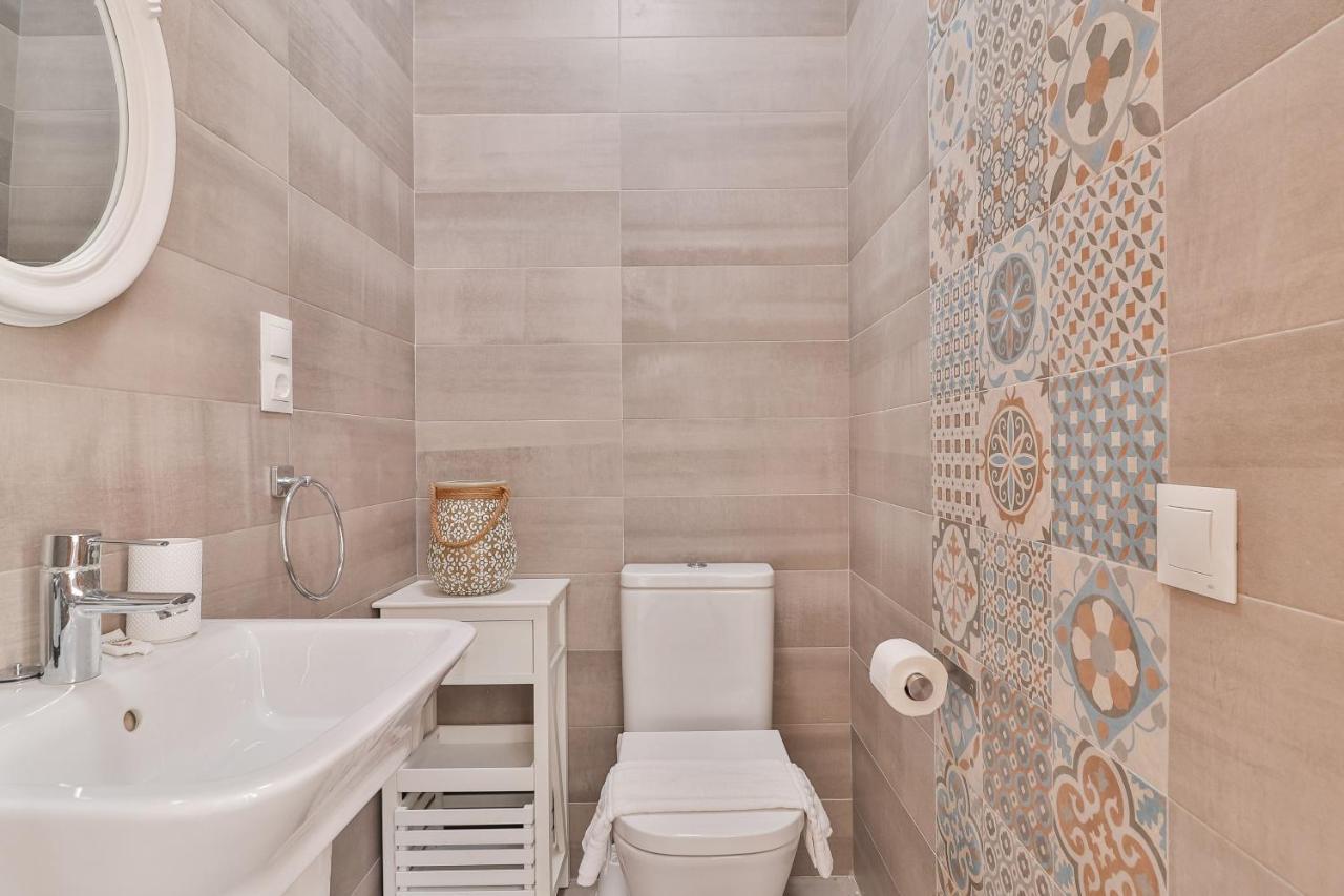 מאלגה Flat 2 Bedrooms In The City Center מראה חיצוני תמונה